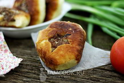 Пышные беляши на сковороде