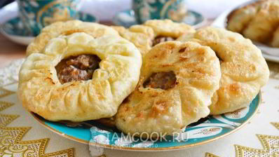 татарские беляши с мясом