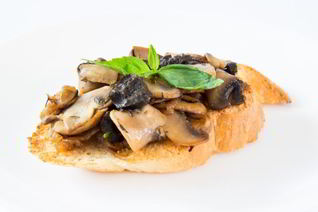 Брускетта с грибами