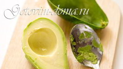 брускетта с гуакамоле и креветками