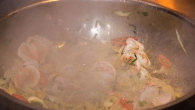 брускетта с креветками