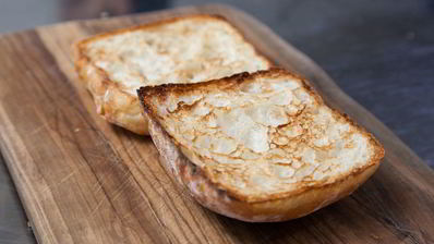 брускетта с печеным болгарским перцем