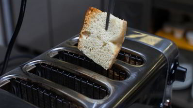 брускетта с помидорами и оливками