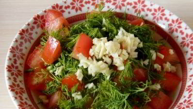 брускетта с помидорами и сыром