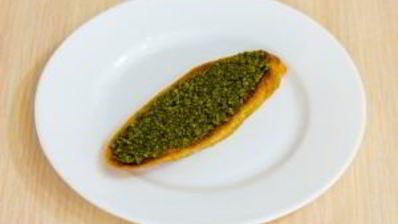 брускетта с семгой и песто