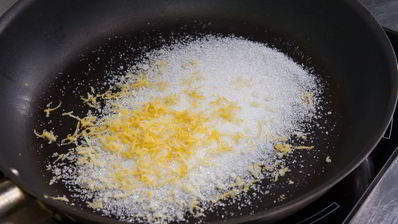 брускетты с клубникой и маскарпоне