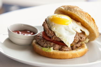 Бургер с двумя котлетами
