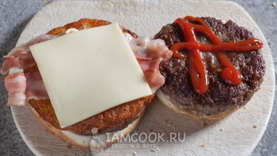 бургер с картошкой