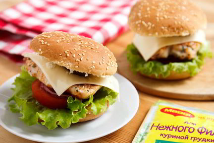 Бургер с куриной грудкой