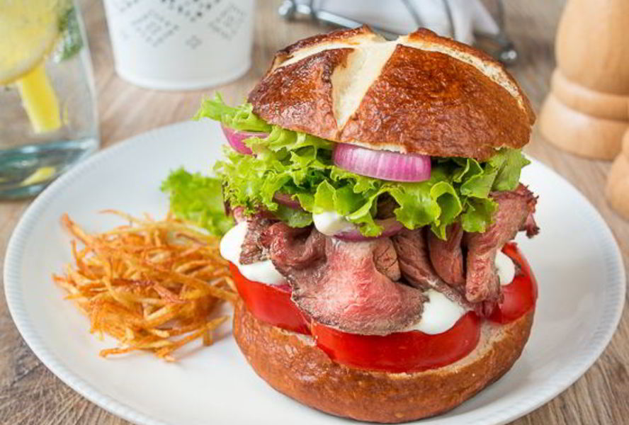 Бургер с ростбифом