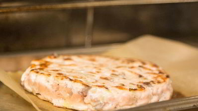 бургер с семгой