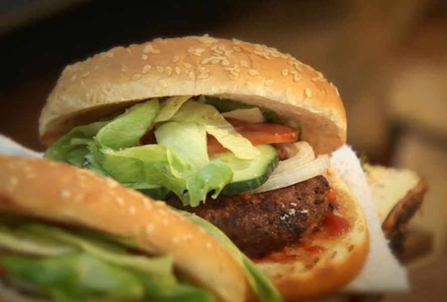 Бургеры со свининои и говядинои