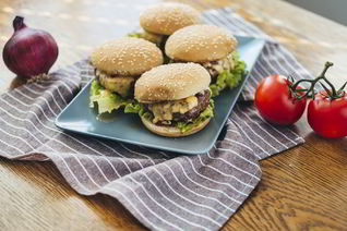 Домашние бургеры с котлетой