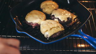 домашние бургеры с котлетой