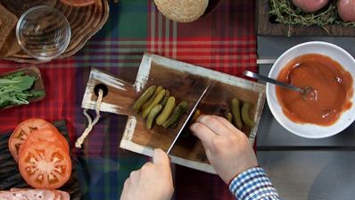 гамбургер с картофельной котлетой