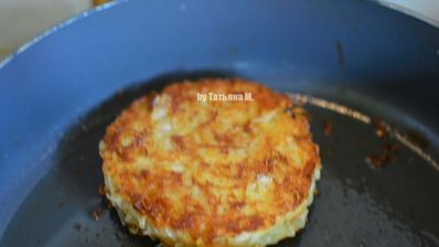 картофельные бургеры с мясной начинкой