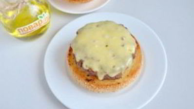 очень вкусный бургер