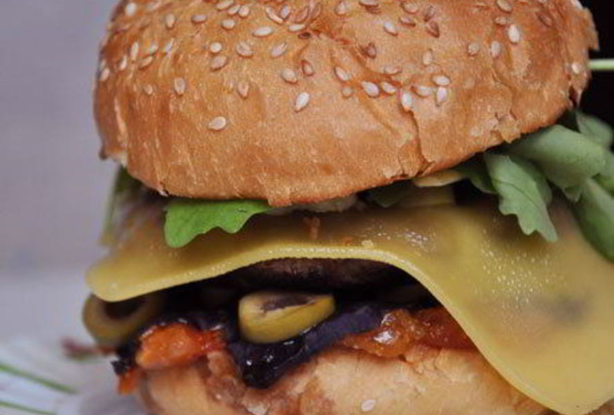 Средиземноморский бургер