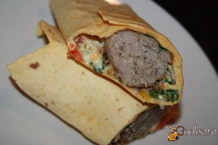 Буритос с кукурузной лепешкой тортилас