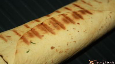 буритос с кукурузной лепешкой тортилас