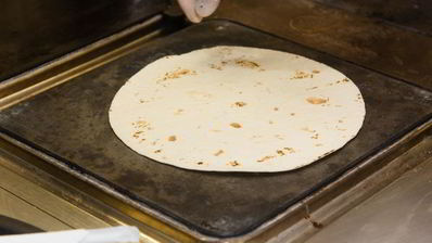 буррито с овощами и пряным филе