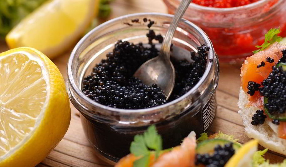 Рецепт бутерброда с черной икрой