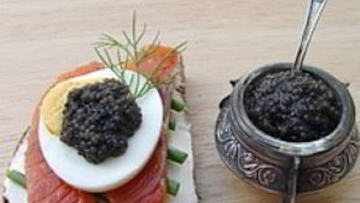 бутерброд с черной икрой