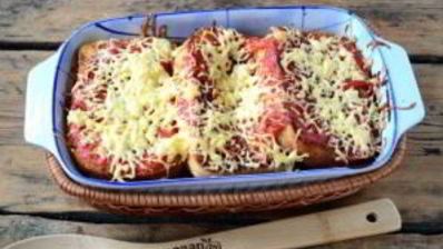 бутерброды под сырно-томатной подушкой