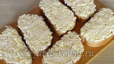 бутерброды с киви и сыром