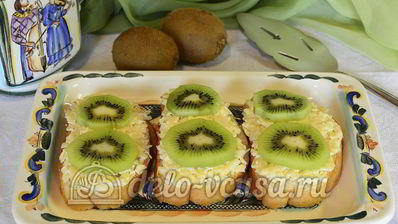 бутерброды с киви и сыром