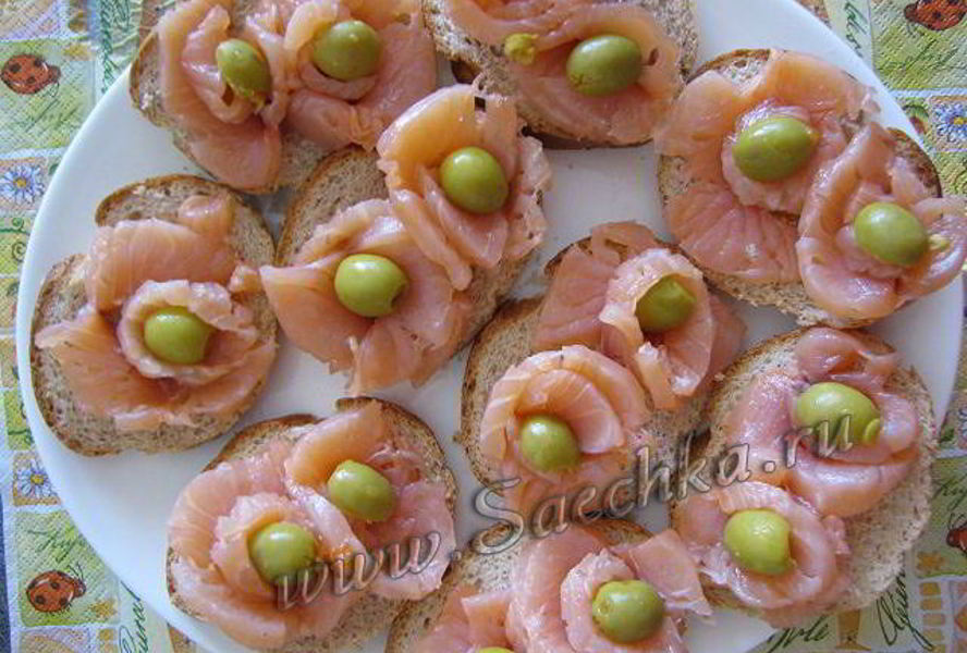 Бутерброды с красной рыбой