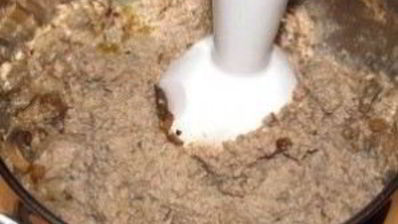 бутерброды с паштетом из печени