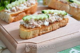 Бутерброды с печенью трески и яйцом