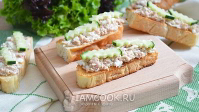 бутерброды с печенью трески и яйцом