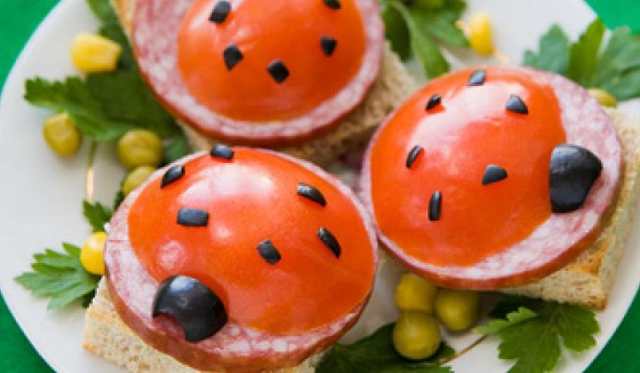 Рецепт бутербродов в виде божьих коровок