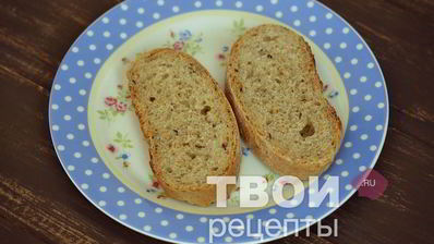 горячие бутерброды с яйцом и грибами