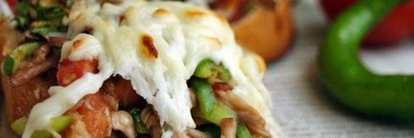 Горячие бутерброды с зеленым перцем