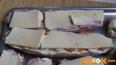 горячие бутерброды в духовке