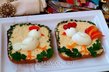 Праздничные бутерброды Курочка и Петушок