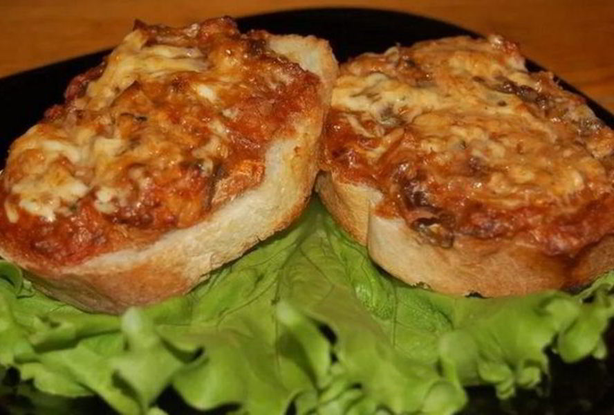 Вкусные горячие бутерброды с куриным филе