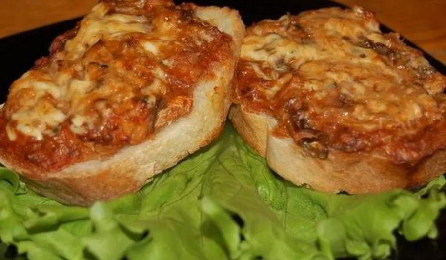 Рецепт вкусных горячих бутербродов с куриным филе