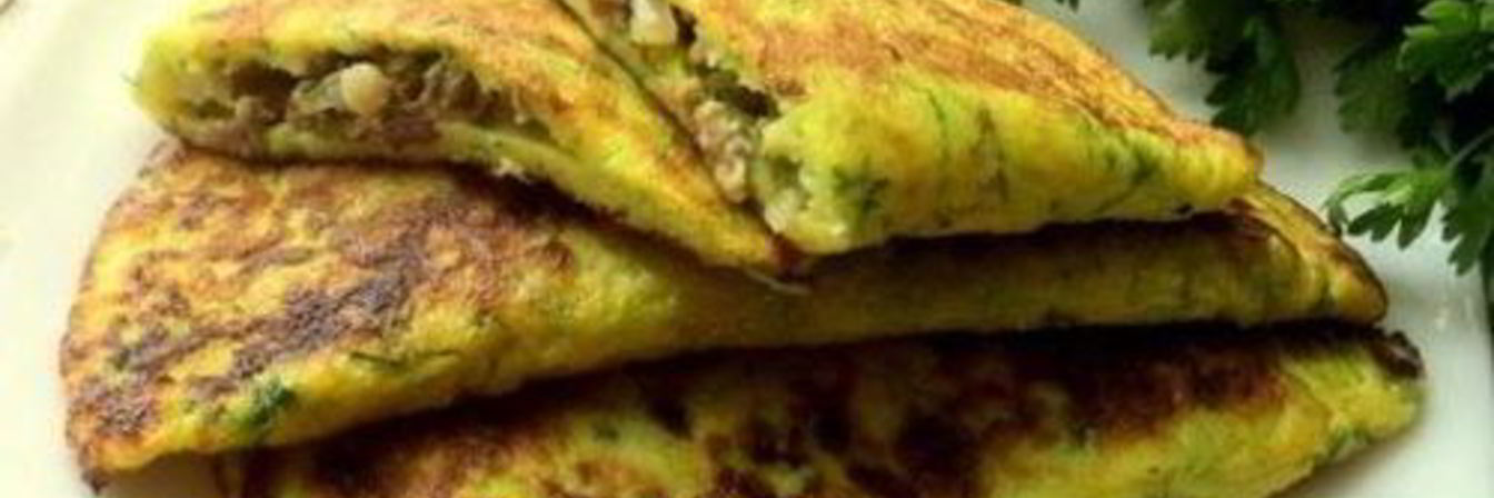 Чебуреки из кабачка с куриной начинкой