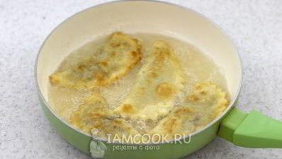 чебуреки из заварного теста