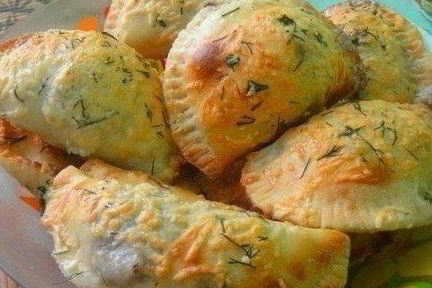 Чебуреки с мясным фаршем в духовке