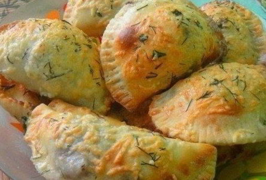 Чебуреки с мясным фаршем в духовке