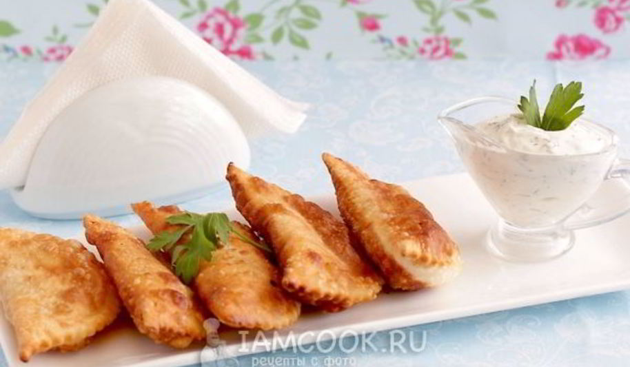 Рецепт чебуреков с творогом и зеленью