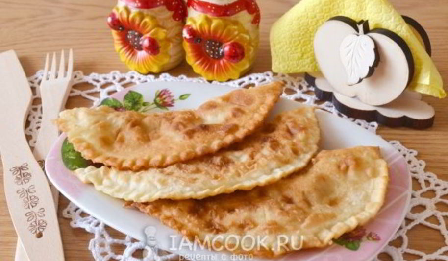 Рецепт домашних чебуреков с мясом
