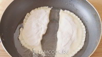 домашние чебуреки с мясом