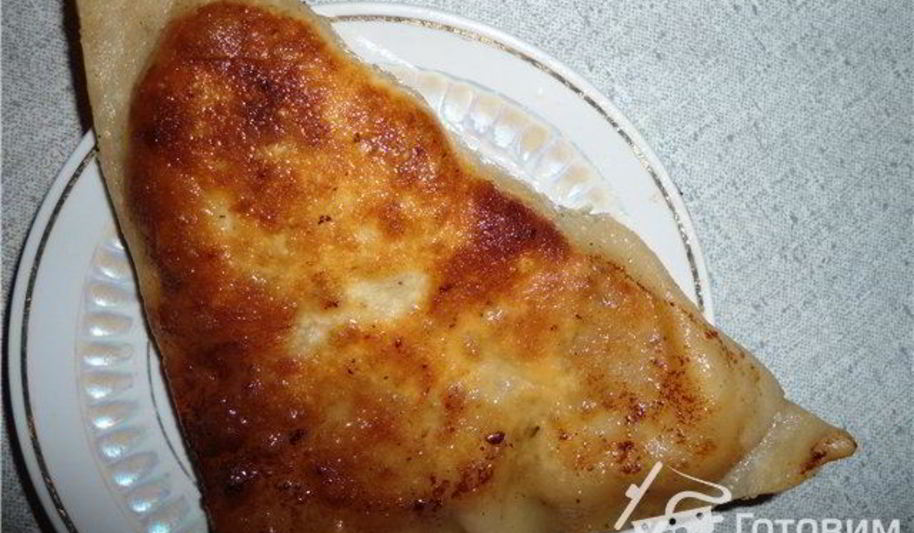 Рецепт ишлекли — туркменских чебуреков