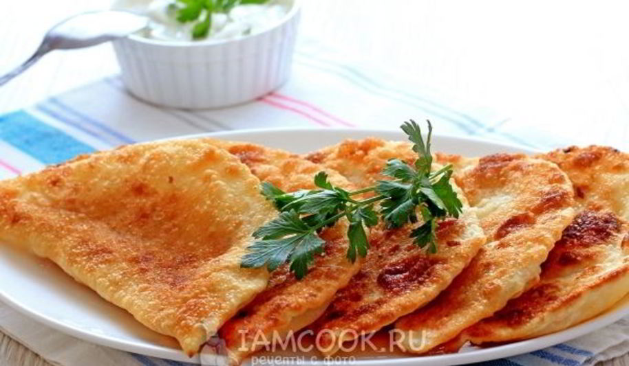 Рецепт постных чебуреков с картошкой